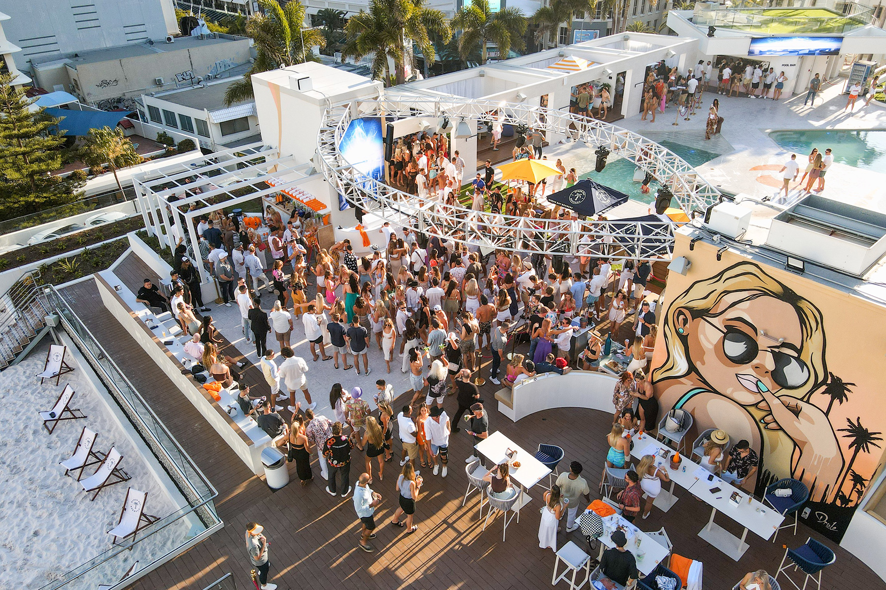 Cali Beach, Australia's first luxury beachside rooftop precinct